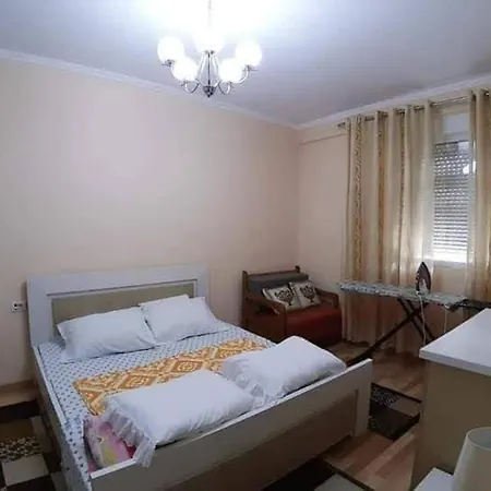 Apartment Guest